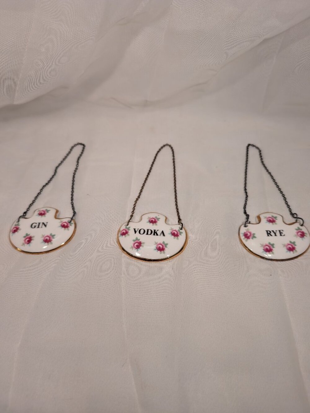 ROYAL ADDERLEY PORCELAIN LIQUOR TAGS     RYE      GIN      VODKA